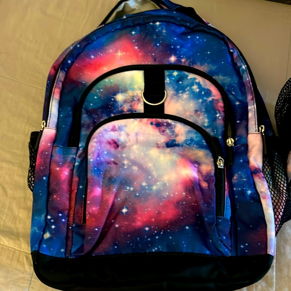 Pottery barn backpack and matching lunchbox great condition